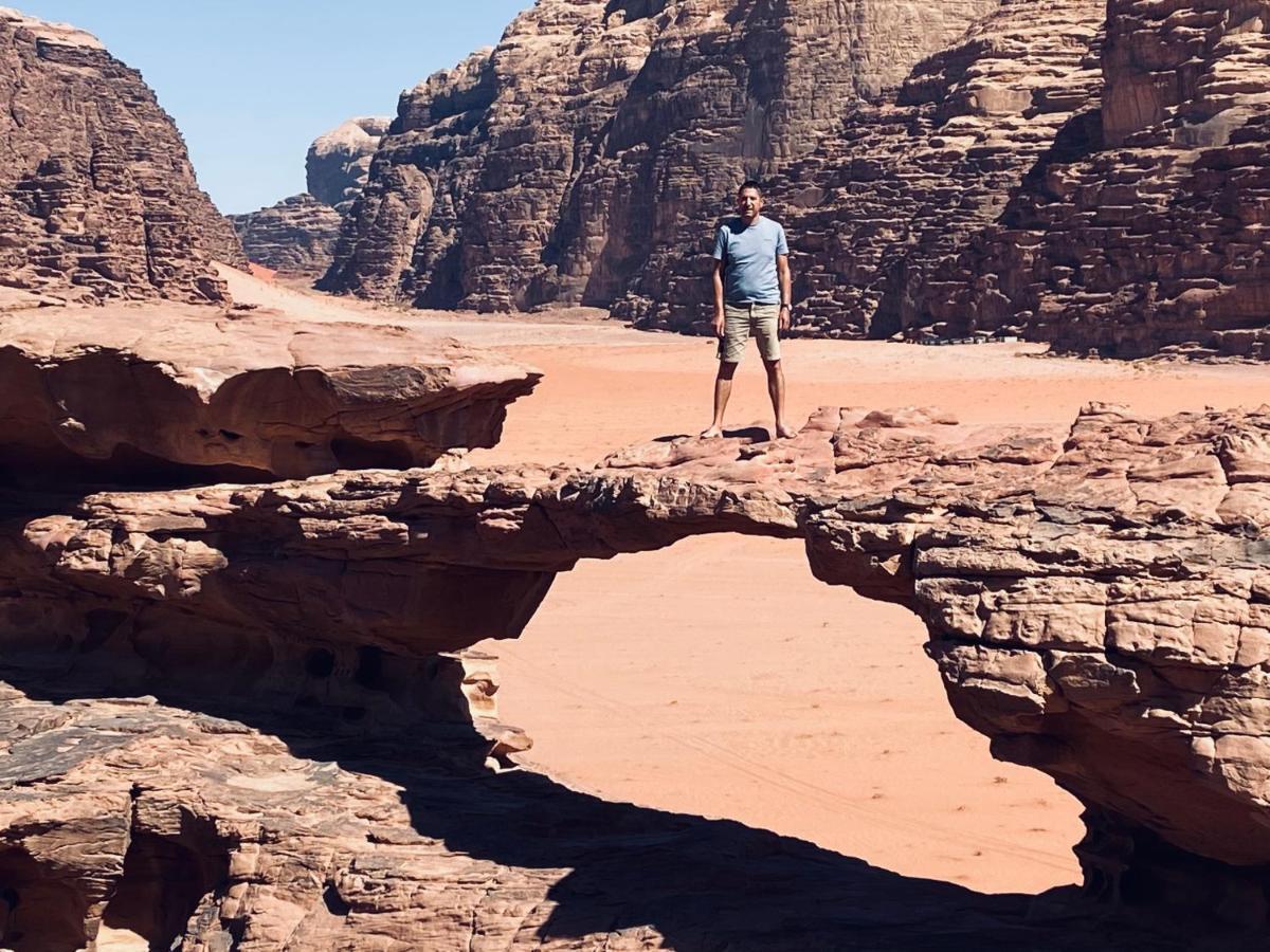 Готель Bedouin Adventure & Tours Ваді-Рам Екстер'єр фото